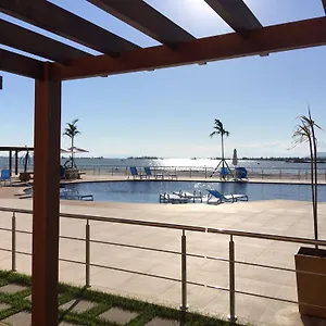 flat-com-praia-privativa-e-lazer-total-em-arraial.cabofriohotels.org/